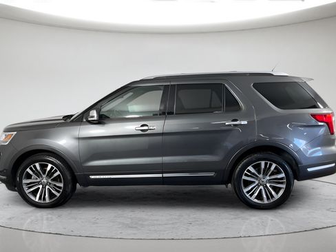 Used 2018 Ford Explorer Platinum AWD/4WD image 6
