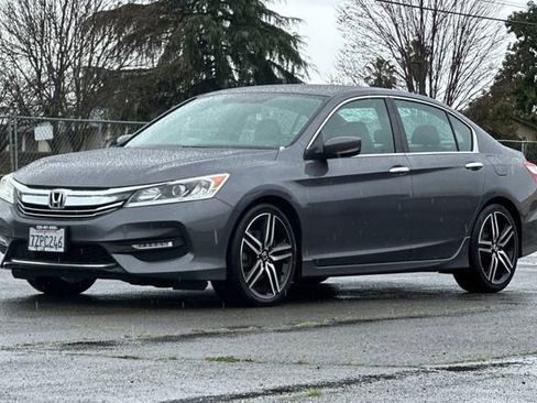 Used 2017 Honda Accord Sport Special Edition image 8
