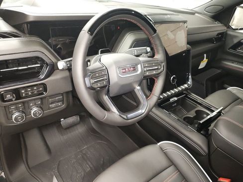 New 2026 GMC Yukon XL AT4 Ultimate AWD/4WD image 26