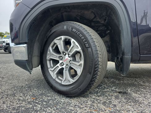 Used 2025 GMC Sierra 1500 SLT image 34