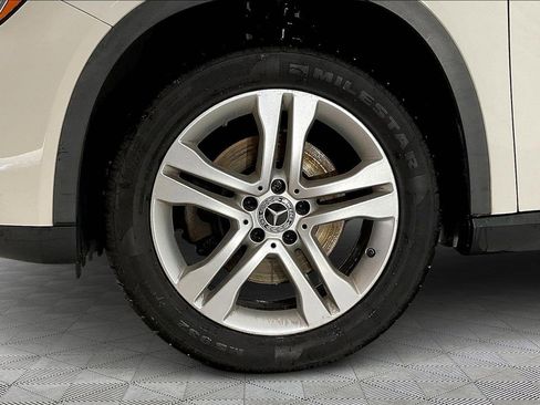 Used 2018 Mercedes-Benz GLA 250 4MATIC image 29