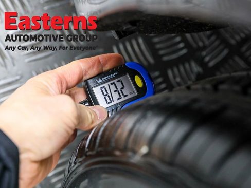 Used 2024 Toyota Camry SE image 25