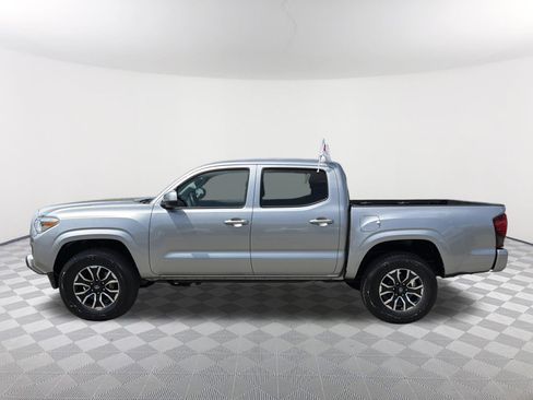Certified 2022 Toyota Tacoma SR image 14