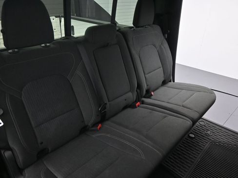 Used 2019 RAM 1500 Big Horn AWD/4WD image 13