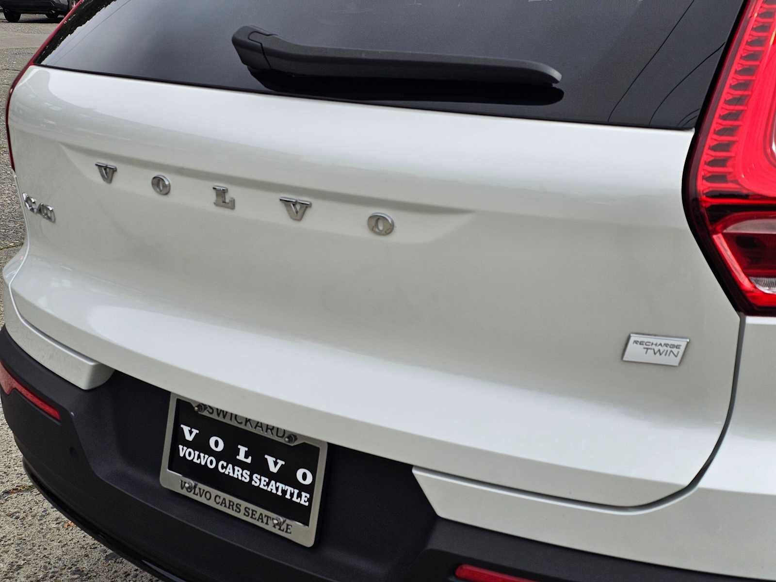 Used 2023 Volvo XC40 Recharge Ultimate AWD/4WD image 15