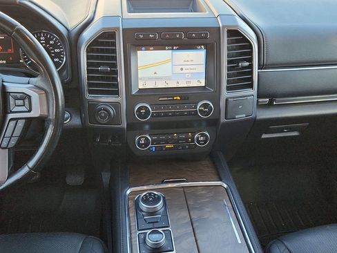 Used 2019 Ford Expedition Max Platinum image 11