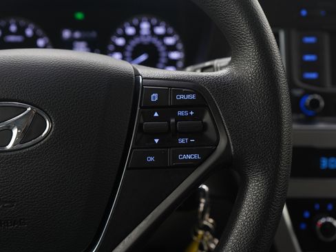 Used 2015 Hyundai Sonata SE w/ Option Group 09 image 25