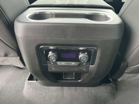 New 2025 Chevrolet Suburban High Country image 13