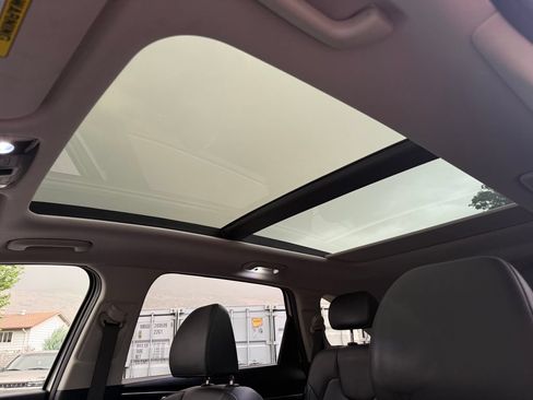 Used 2025 Kia Sorento EX w/ EX Panoramic Sunroof Package AWD/4WD image 22