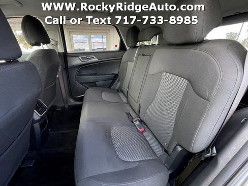 Used 2023 Kia Sportage LX image 18