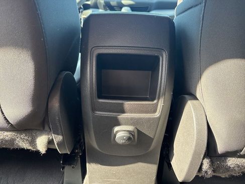 Used 2015 Ford Escape SE image 32