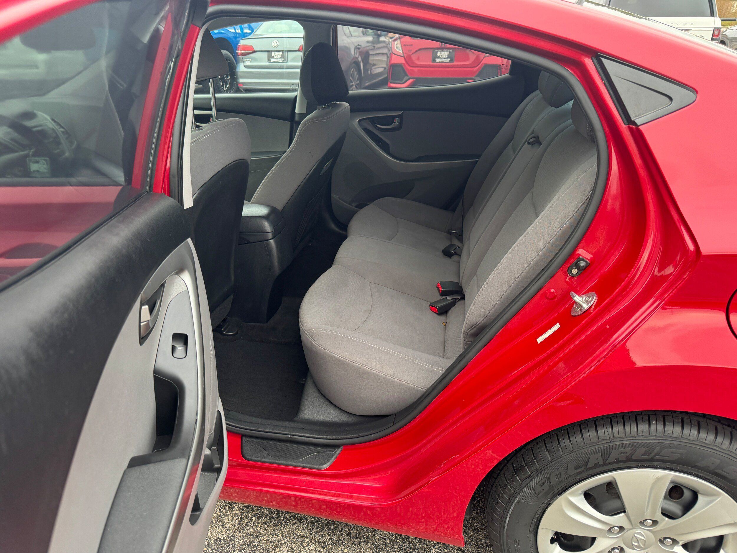Used 2016 Hyundai Elantra SE FWD image 5