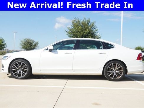 Used 2018 Volvo S90 T5 Momentum w/ Convenience Package image 10