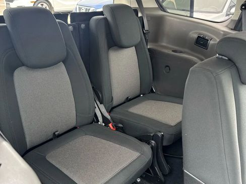 Used 2020 Ford Transit Connect XL image 33