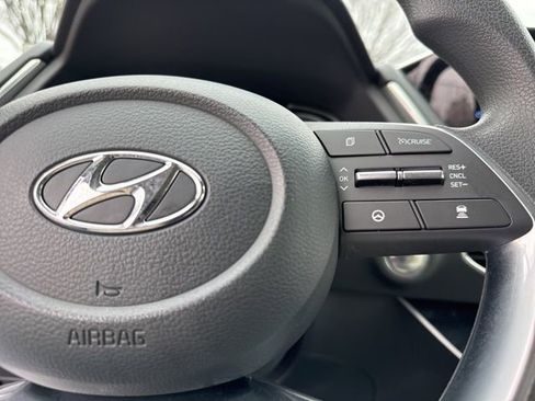 Used 2023 Hyundai Sonata SEL w/ Winter Weather Package image 34