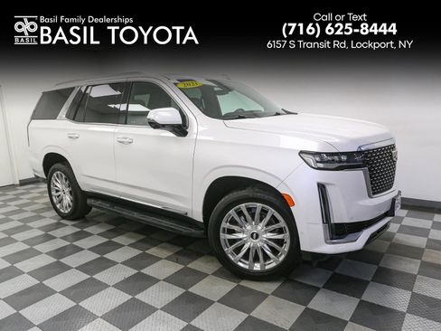 Used 2021 Cadillac Escalade Premium Luxury w/ Performance Package image 1