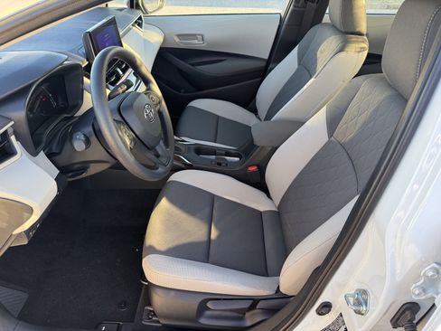 New 2026 Toyota Corolla LE image 2