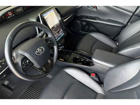Certified 2022 Toyota Prius Prime XLE FWD image 10