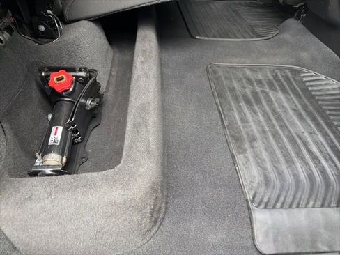 Used 2025 Chevrolet Silverado 2500 LT w/ Safety Package image 15