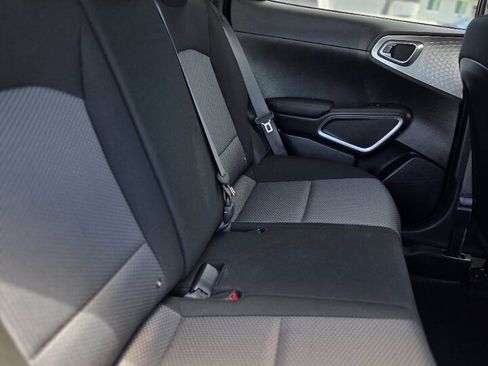 Used 2022 Kia Soul LX FWD image 19