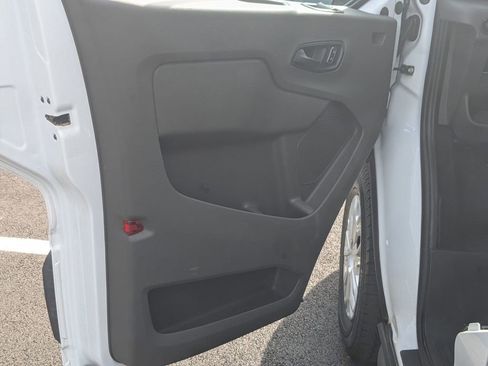 Used 2024 Ford Transit 350 XLT image 11