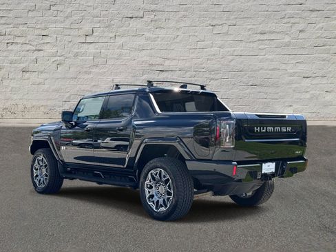 Used 2025 GMC Hummer EV 3X w/ LPO, Roof Cross Rail Package AWD/4WD image 3