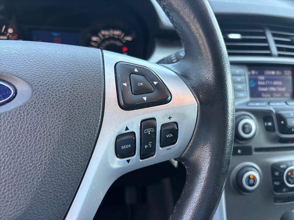 Used 2013 Ford Edge SEL FWD image 16