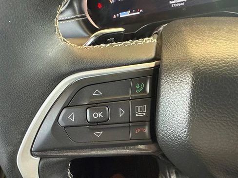 Used 2023 Jeep Grand Cherokee L Laredo AWD/4WD image 16