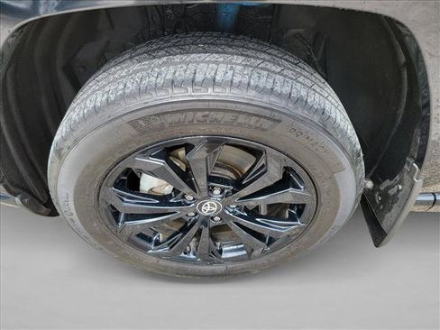 Used 2025 Toyota RAV4 SE w/ Convenience Package AWD/4WD image 9