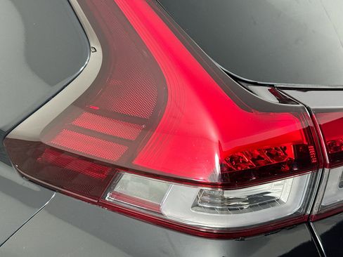 Used 2022 Mitsubishi Eclipse Cross SEL image 35