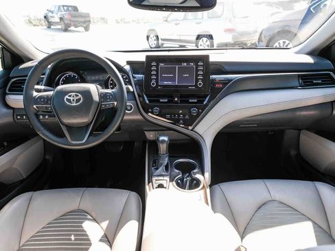 Used 2023 Toyota Camry SE w/ Cold Weather Package AWD/4WD image 13