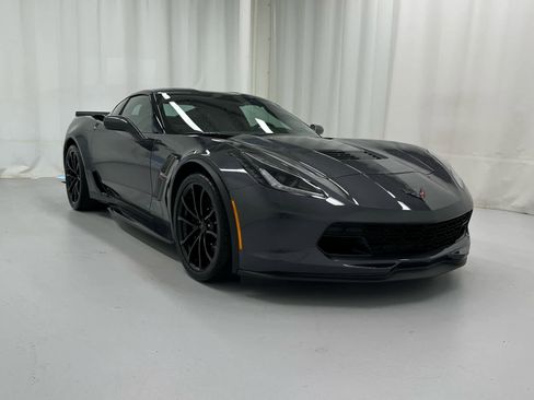 Used 2018 Chevrolet Corvette Grand Sport w/ Carbon Flash Badge Package RWD image 1