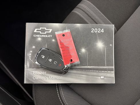 Certified 2024 Chevrolet Blazer LT image 30