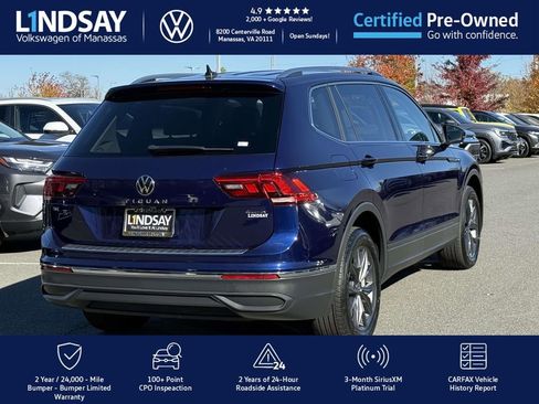 Certified 2022 Volkswagen Tiguan SE image 3