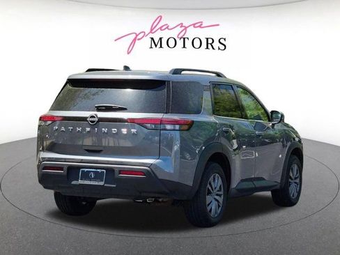 Used 2025 Nissan Pathfinder SV FWD image 7