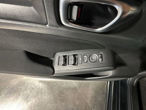 Certified 2022 Honda Civic LX image 19