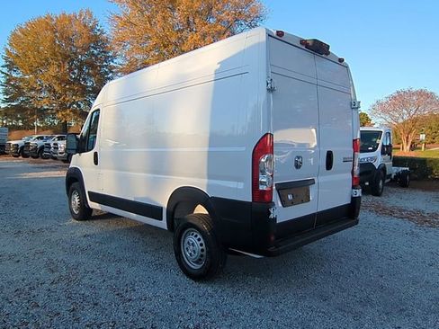 New 2024 RAM ProMaster 1500 w/ Convenience Group image 3