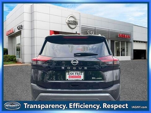 Used 2023 Nissan Rogue SL w/ SL Premium Package AWD/4WD image 7