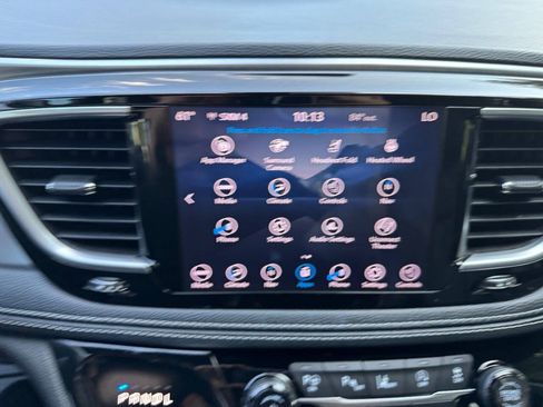 Used 2019 Chrysler Pacifica Limited w/ Advanced Safetytec Group FWD image 21