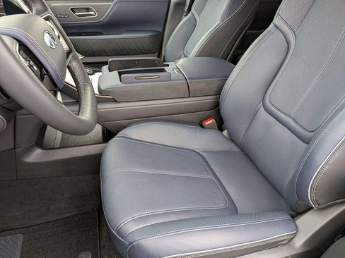 Used 2026 INFINITI QX80 4WD w/ Sport Exterior Package image 12