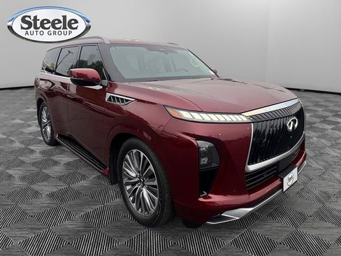 Used 2025 INFINITI QX80 Sensory image 7