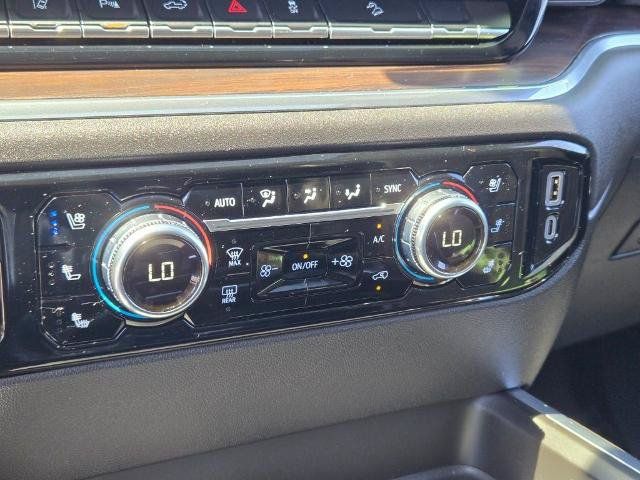 Used 2024 GMC Sierra 2500 SLT w/ SLT Premium Package AWD/4WD image 33