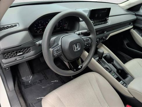 Used 2024 Honda Accord EX image 7