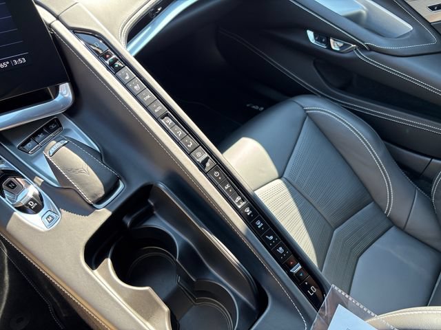 Used 2023 Chevrolet Corvette Stingray Premium Cpe w/ Z51 Performance Package RWD image 17