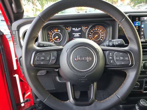 Used 2024 Jeep Wrangler Unlimited Sport AWD/4WD image 17