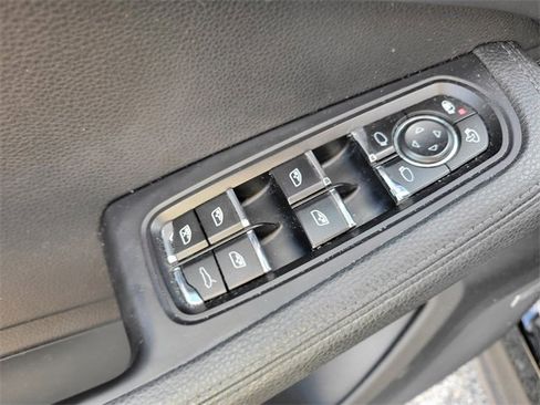 Used 2020 Porsche Macan S image 15