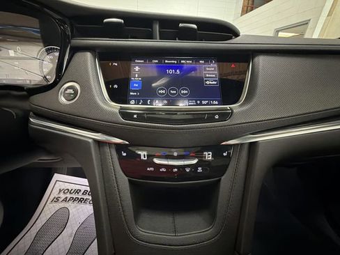 Certified 2023 Cadillac XT5 Premium Luxury AWD/4WD image 16