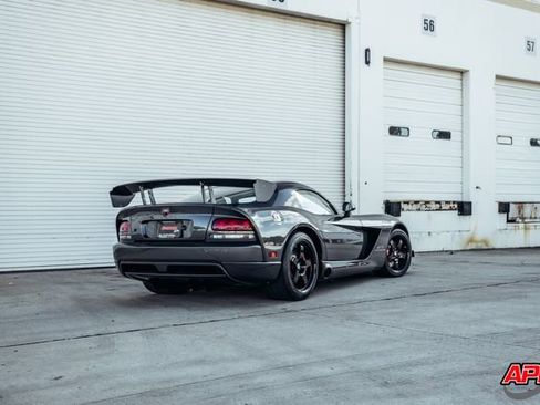 Used 2009 Dodge Viper ACR RWD image 21