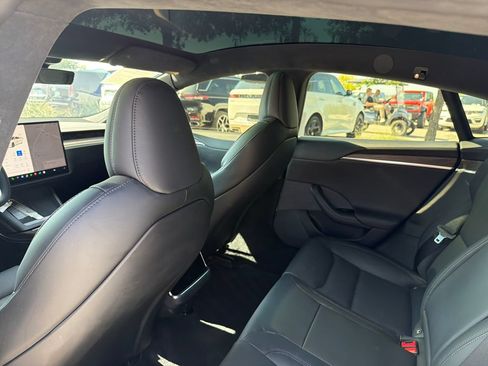 Used 2022 Tesla Model S AWD/4WD image 35