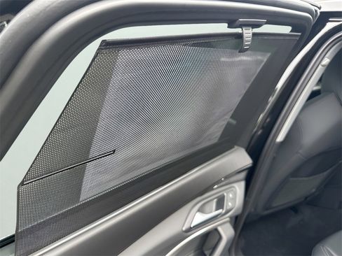 New 2025 Audi Q5 Premium Plus image 18